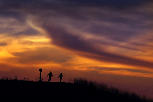 november sunset silhouette children evening maumeebay mbsp thebighill