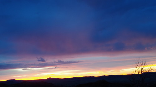 texas travel westtexas desert sunrise dawn sky clouds davismountains davismountainsstatepark timelapse