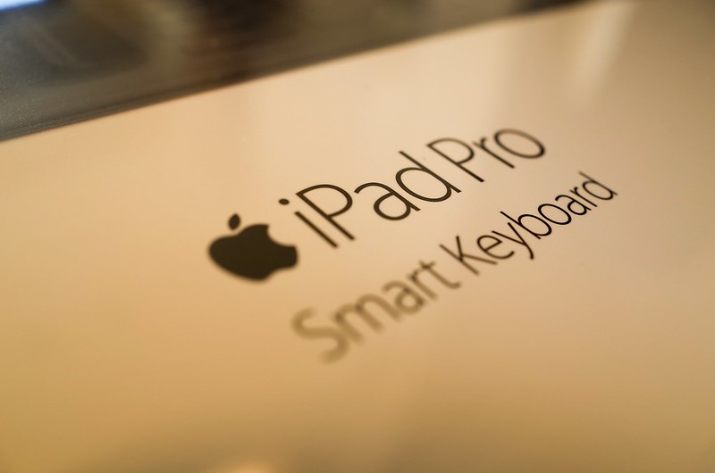 iPadProSmartKeyboardパッケージロゴ