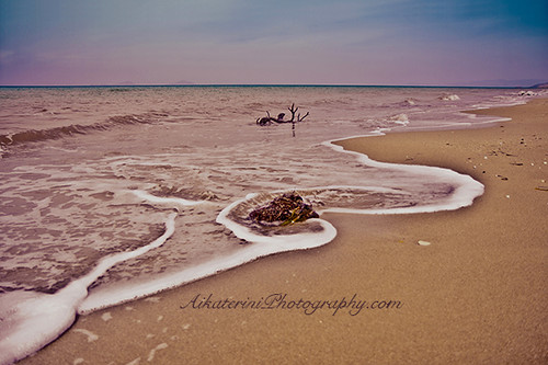 sea beach vintage landscape bokeh wave stormy shore canoneos40d aikaterinikoutsimarouda aikateriniphotographycom