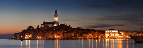 light panorama dusk pano croatia panoramic bluehour oldtown rovinj adriatic