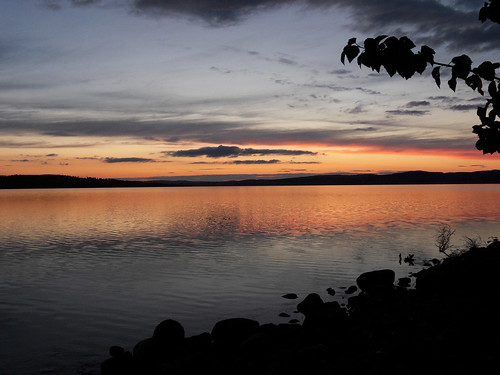 sunset lake sweden