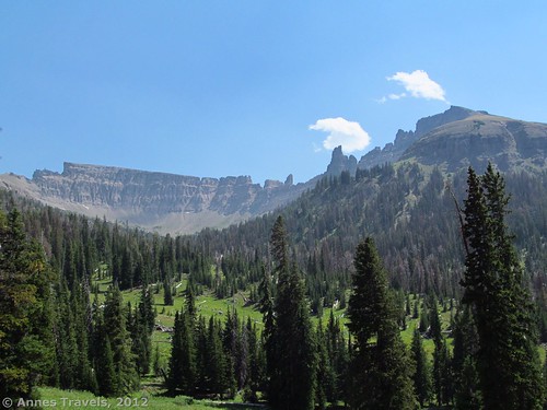 Cliffs along the Bonneville Pass Trail, Shoshone National Forest, Wyoming
