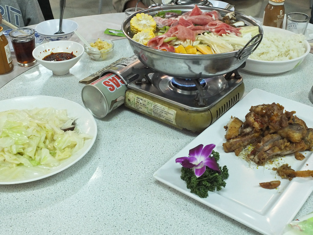 Dinner at Miaoli Flying Cow Ranch 飞钮牧场