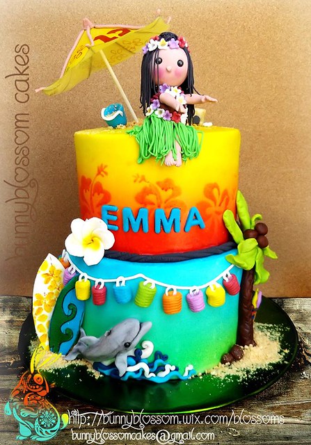 Island Style Cake by Lenné Oberholzer of BunnyBlossom Cakes & Parties
