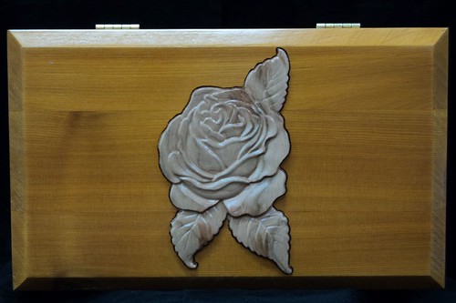 woodwork box cedar cedarchest blanketchest customwoodworking handmadebox keepsakebox dovetailedbox customcedarchest
