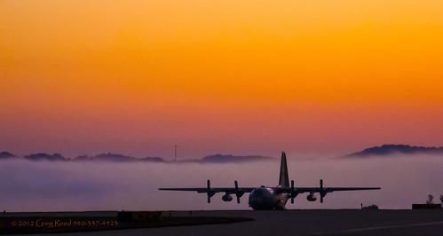 sun silhouette fog sunrise landscape dawn aviation airplanes charleston wv westvirginia ang sunrises airports hercules c130 c130hercules wvang crwang