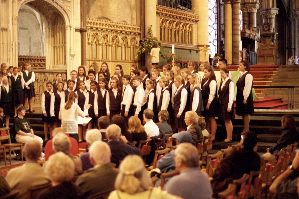 Singing with the Palatine Children's Chorus in Canterbury Cathedral
