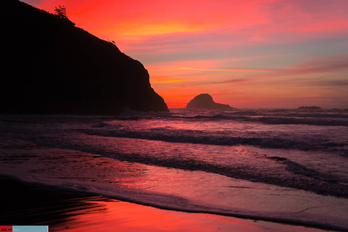 life sunset beautiful northerncalifornia relax coast peace peaceful serenity trinidad serene norcal humboldtcounty beautifulclouds northcoast peaceofmind redclouds marinate northstate redwoodcoast norcalcoast northerncaliforniasunset humboldtcountycoast norcalphotographers