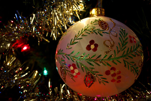 christmas holiday pine happy nc nikon holidays northcarolina christmastree garland greensboro christmaslights christmasdecorations christmasornament 90s greensboronorthcarolina pinebough nikond40x