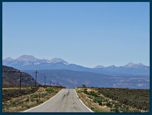 sky mountains rural colorado roads lasalmountains paradoxvalley