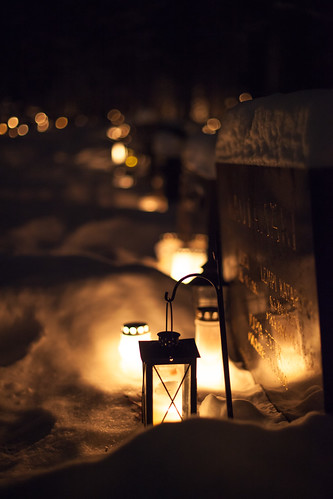christmas graveyard 50mm lights candles f14 2012 hautausmaa alavus 5dmarkii