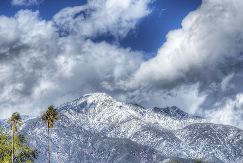 california usa mountain snow weather clouds day ranchocucamonga hh52y32