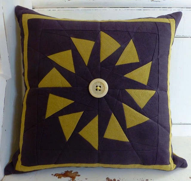 Circle of Geese Cushion in Linen Feb13