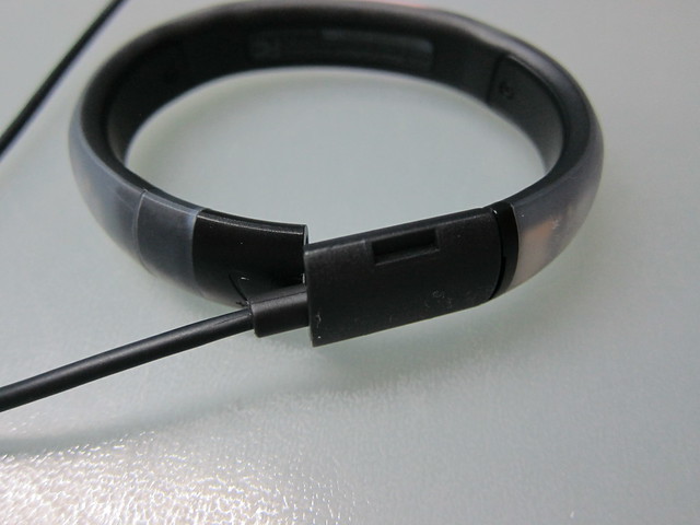 Nike+ FuelBand (Black Ice) - Connected To iMac
