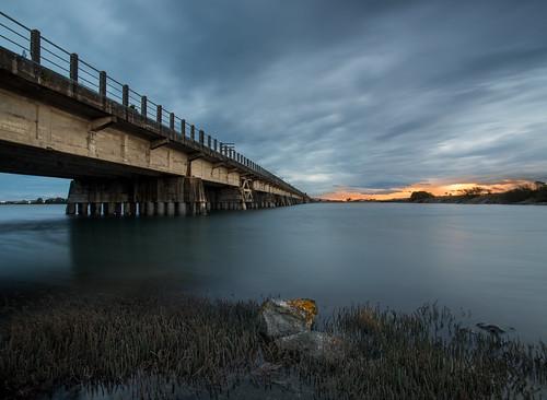 ahuriri bridges clouds dusk hawkesbay light napier newzealand rail river rocks sky sunset tide cloudy night