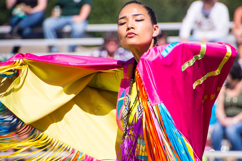 powwow tribaldance trailoftears kentucky trailoftearspark cherokee americans nativeamericandance descendantsofthecherokee celebration