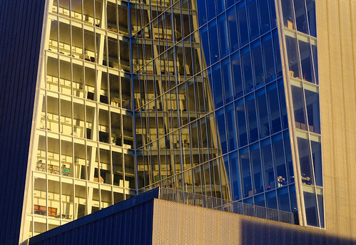 sunset building glass modern facade glow greenland d800 nuuk nuukcenter mfybestgreenland