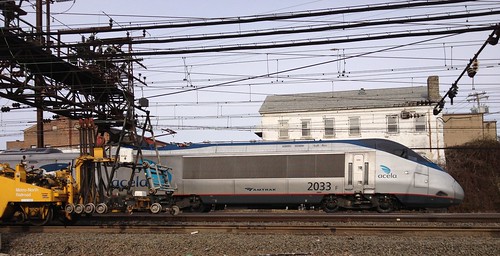 railroad usa wire view tracks engine newengland ct bridgeport sideview acela amtrack 2033 my metronorthyard