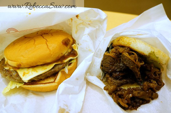 mos burger - premium wagyu burger - rebecca saw blog-005