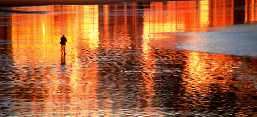 chris sea england sunlight colour beach water digital reflections dawn bay coast nikon whitewater colours yorkshire shoreline christopher coastline scarborough eastcoast elemental polarizingfilter hoyle naturallightphotography alittlecrop cjhoyle chrishoyle