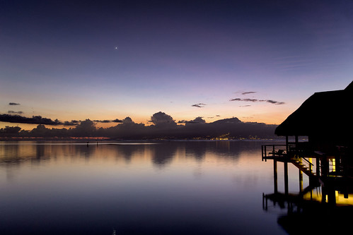 reflection water sunrise stars island dawn nightsky tahiti bungalow moorea frenchpolynesia