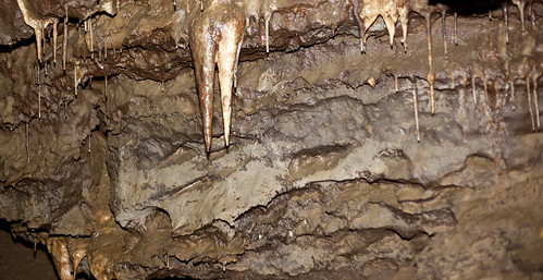 ireland flash kerry cave stalagmite stalactite formations cragcave