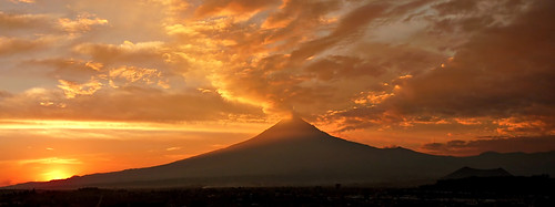 travel mexico volcano 2012