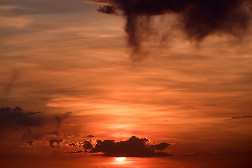 sun sunrise rain fz1000 clouds