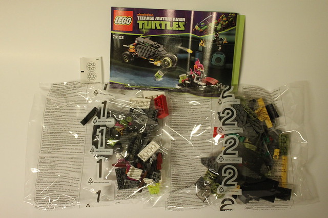 LEGO Teenage Mutant Ninja Turtles Stealth Shell in Pursuit (79102 ...