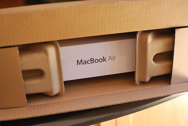 11" MacBook Air unboxing