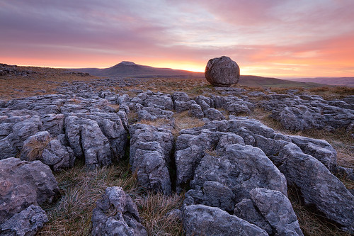 dawn boulder limestone yorkshiredales ingleborough erratic twisletonscarend