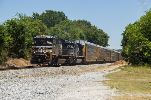 norfolk southern train freight autorack automobile emd sd70m2 rockmart georgia atlanta north district division 288 railroad