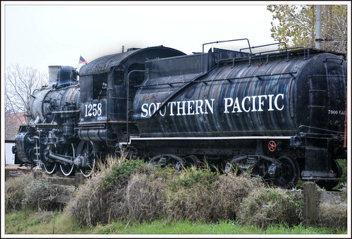 california travel station display amtrak locomotive martinez southernpacific sp1258