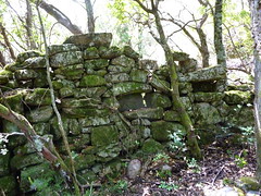 Anciennes bergeries de Lora : ruines d'une ancienne bergerie