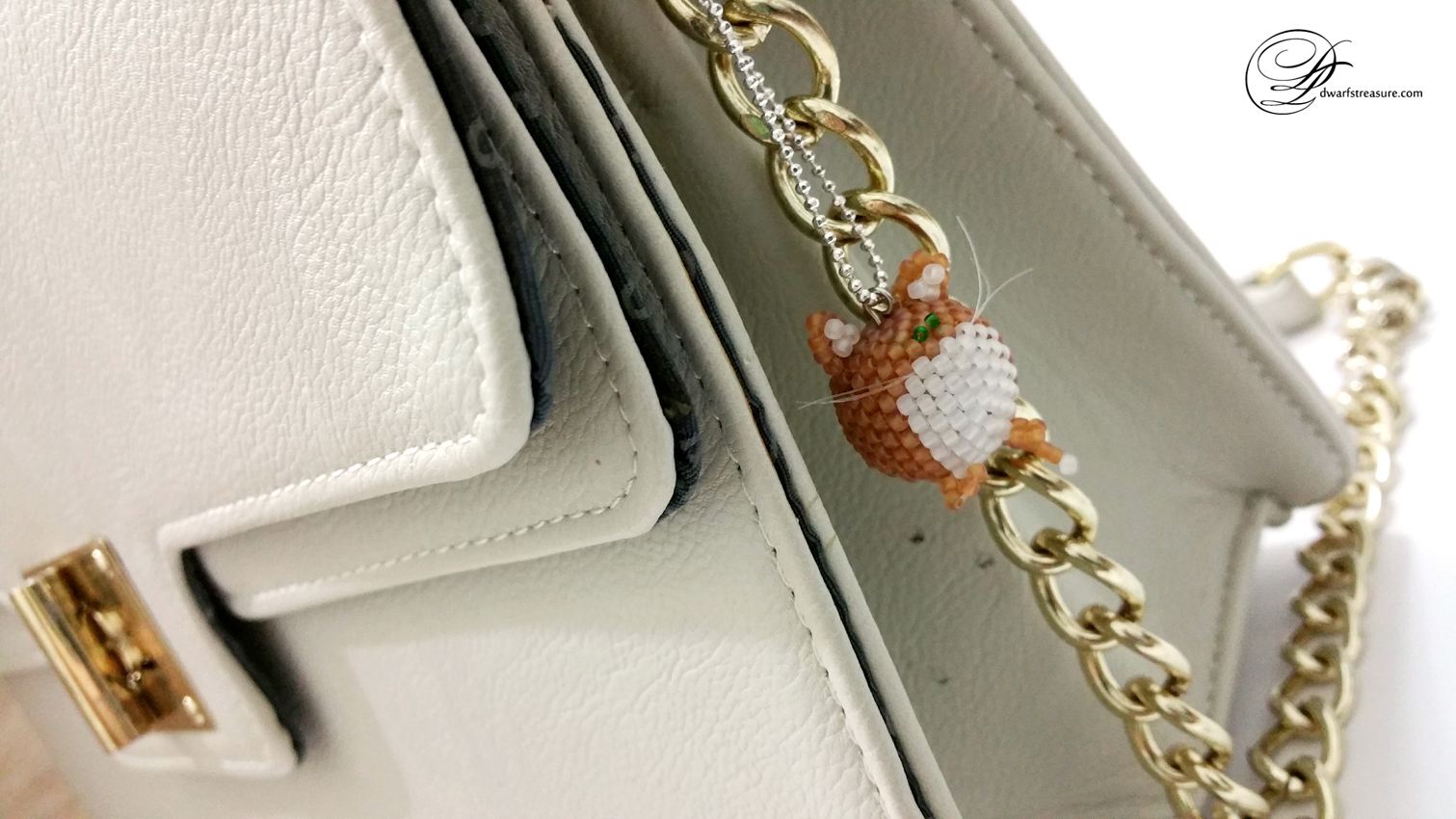 Kawaii beaded cat charm for decoration bag or handbag