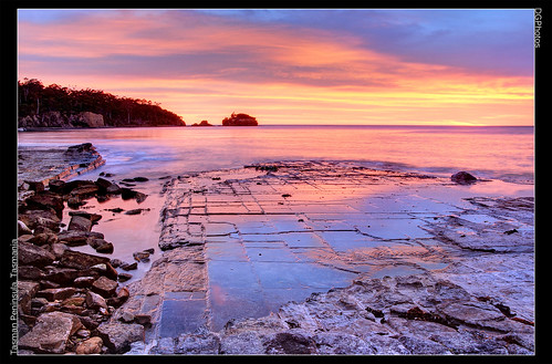 ocean reflection water sunrise rocks pavement tasmania tessellatedpavement eaglehawkneck tasmanpeninsula