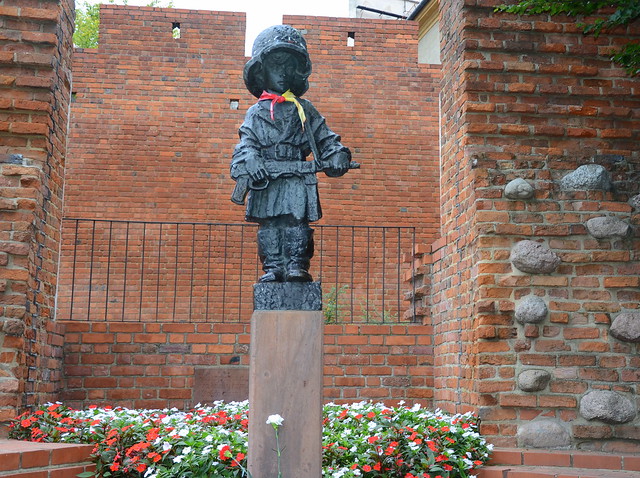 2012 EASTERN EUROPE 0156 POLAND WARSAW Little Insurgents Monument 波兰 华沙 小起义者纪念碑