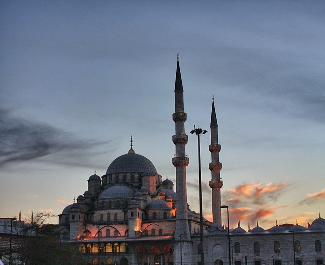 Atardecer sobre la mezquita Yeni