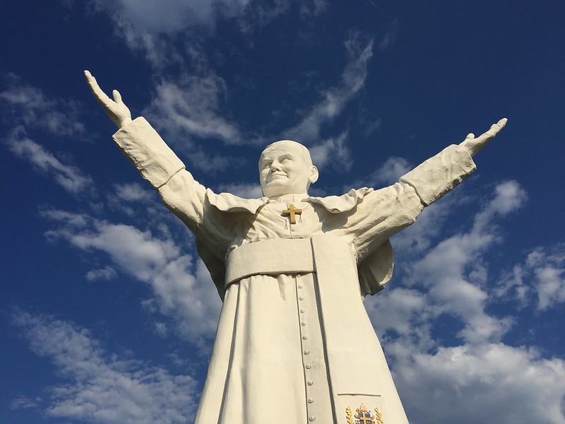 John Paul II. The largest pope statue in the world (4)