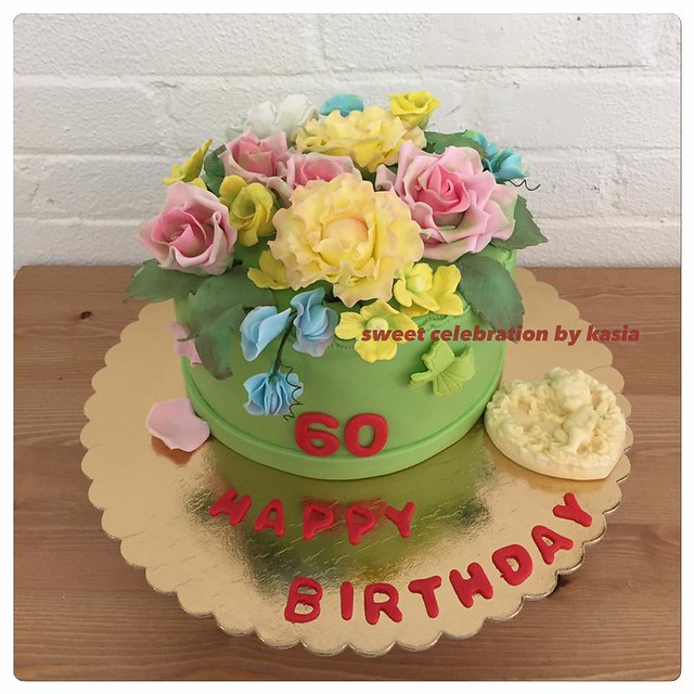 Flower Cake by Kasia Ryszka of Sweet Celebration