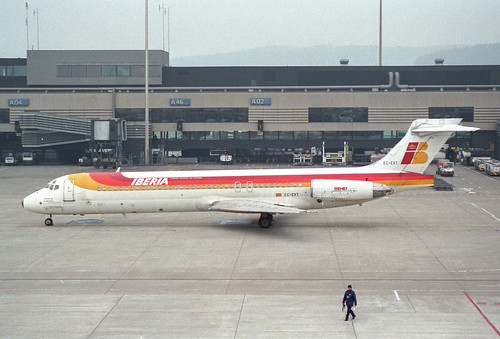 IBERIA MD-87; EC-EXT@ZRH;09.03.1997