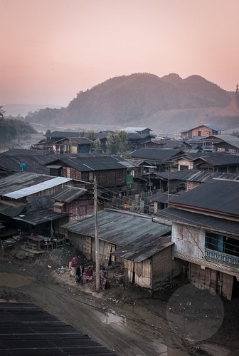 street leica people sunrise dawn asia burma myanmar kachin hpakant unconvoymission