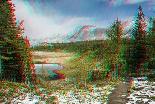 lake snow landscape kananaskis rockies stereoscopic stereophoto 3d pond view path scenic totitle nopeople anaglyph trail alpine alberta backcountry larch tarn redcyan