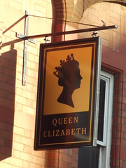 Queen Elizabeth - Essex Street, Southside - pub sign