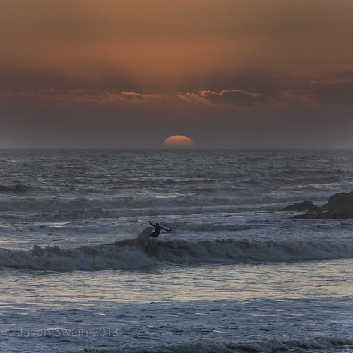 One last wave before the sun goes down...