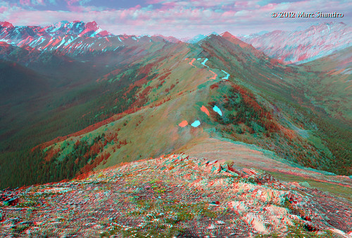 summer terrain green nature clouds landscape kananaskis rockies stereoscopic stereophoto 3d warm view hiking nopeople anaglyph rockymountains wilderness elevation viewpoint far rugged rockwalls expanse mountainous redcyan outdoorqualities