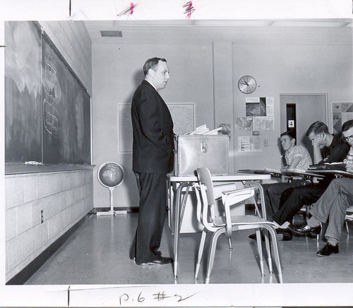 Dr. Wes lecturing in Lehman classroom