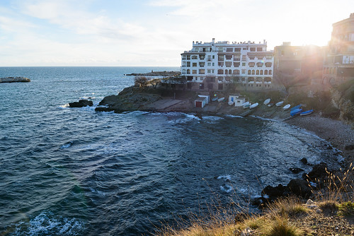sea beach sunrise spain catalonia lescala spania