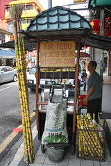 Sugarcane juice trader, Jalan Petaling, Kuala Lumpur